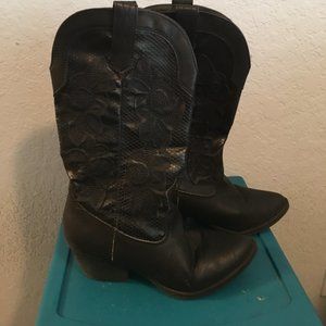 Black Cowboy Boots